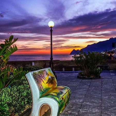 Torrevarata Vacanze Villa Santa Teresa Di Riva Luaran gambar