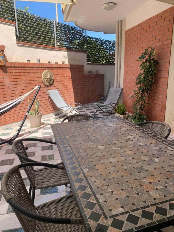 Torrevarata Vacanze Villa Santa Teresa Di Riva Luaran gambar
